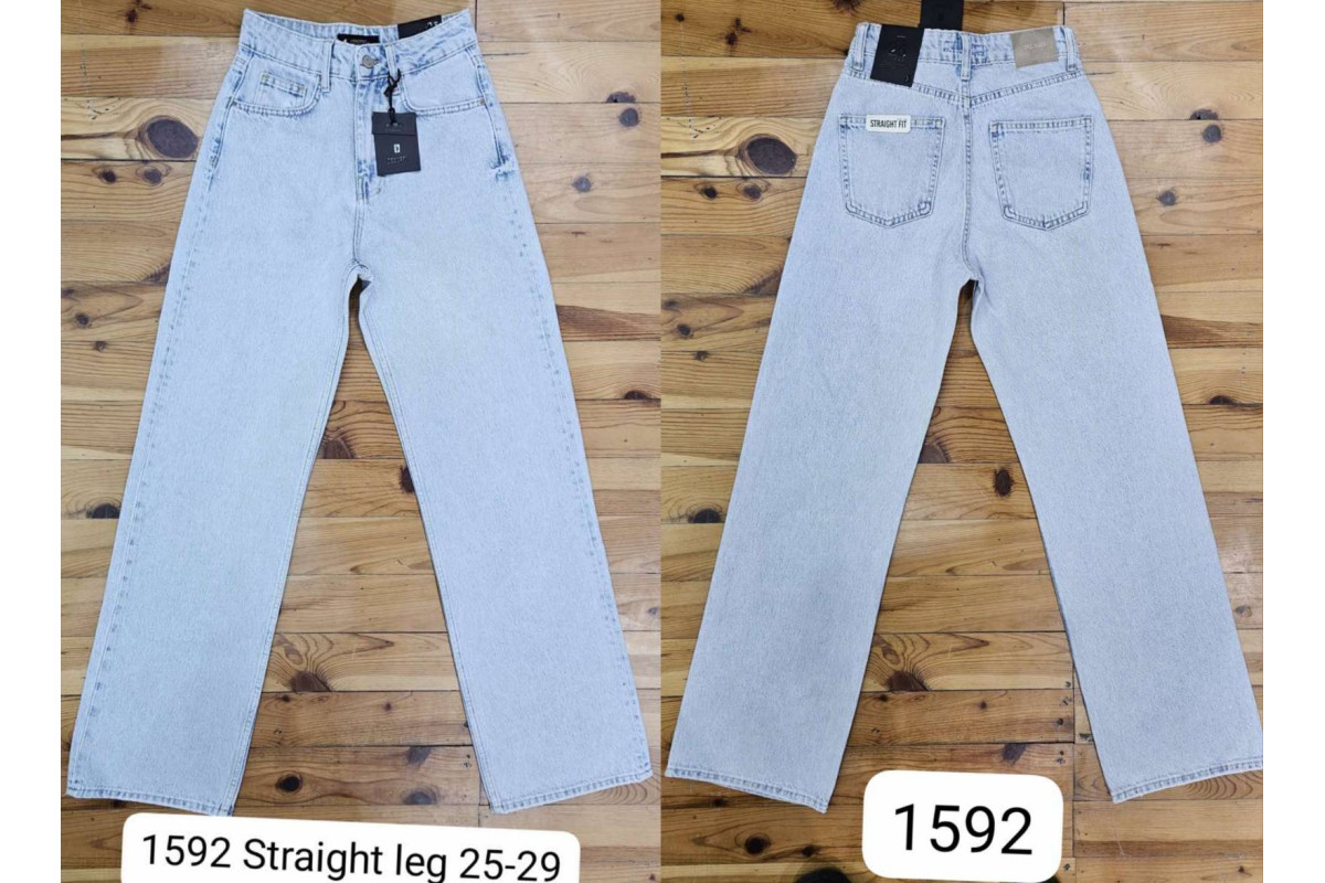 Фото Джинсы женские CRACPOT JEANS 1592 STRAIGHT from official site OSKAR™
